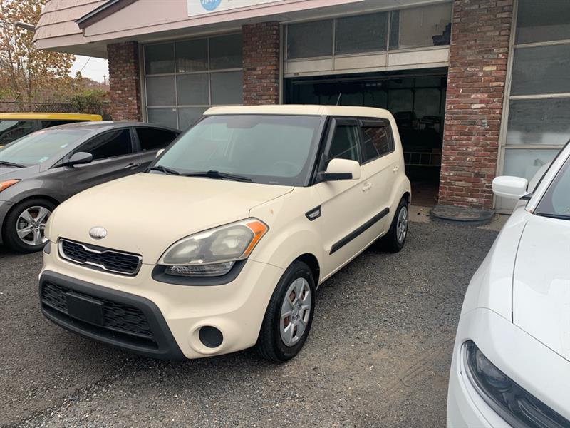 2013 Kia Soul Base