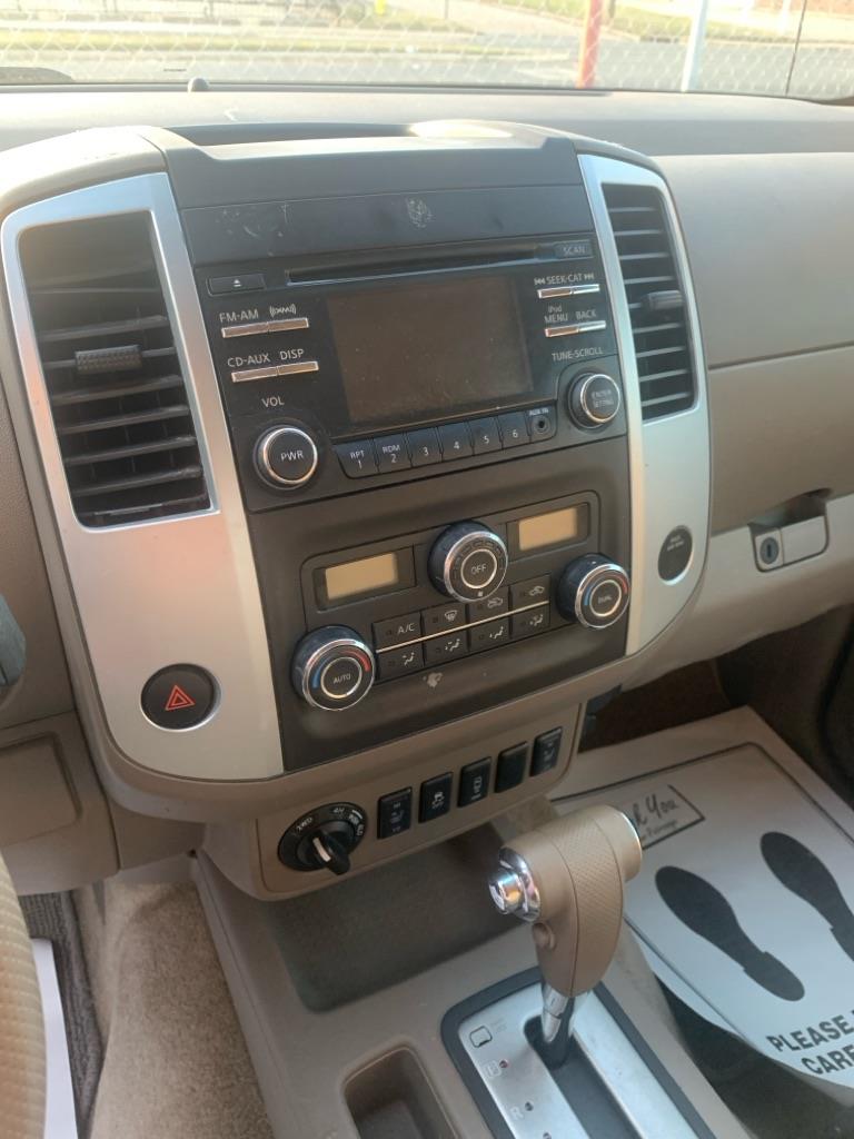 Nissan Frontier SL Crew Cab 4WD 2014