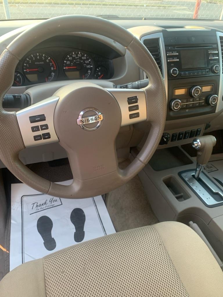 Nissan Frontier SL Crew Cab 4WD 2014