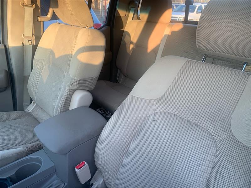 Nissan Frontier SL Crew Cab 4WD 2014