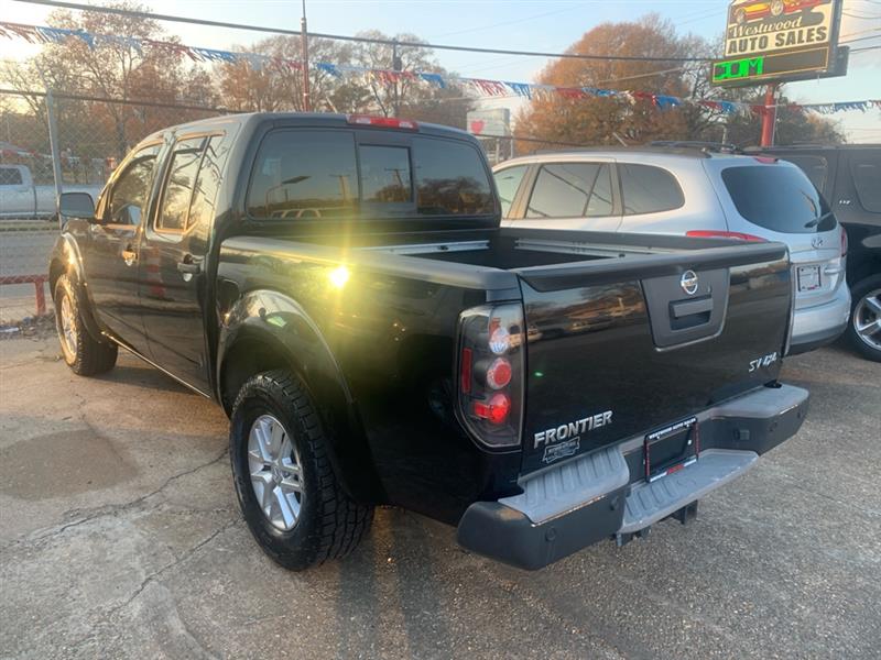 Nissan Frontier SL Crew Cab 4WD 2014