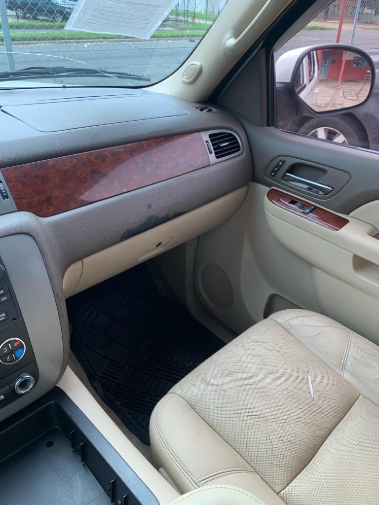 GMC Yukon SLT1 4WD 2011