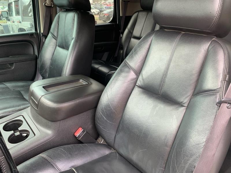 Chevrolet Tahoe LT 2WD 2012