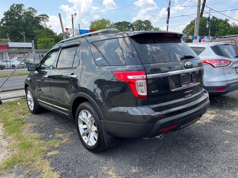 2013 Ford Explorer XLT FWD