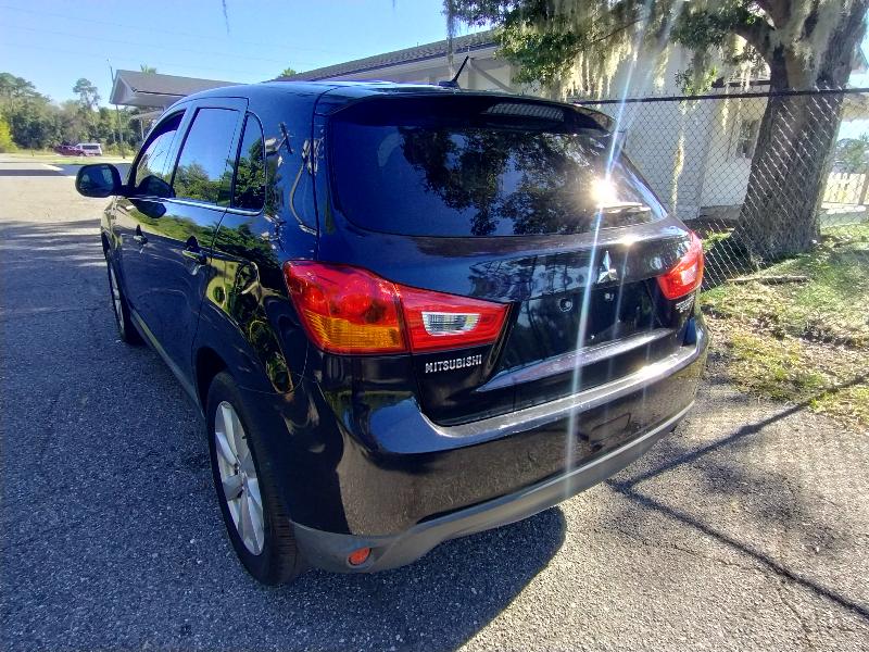 Mitsubishi Outlander Sport SE 2WD 2013 Mitsubishi Outlander Sport SE 2WD 2013
