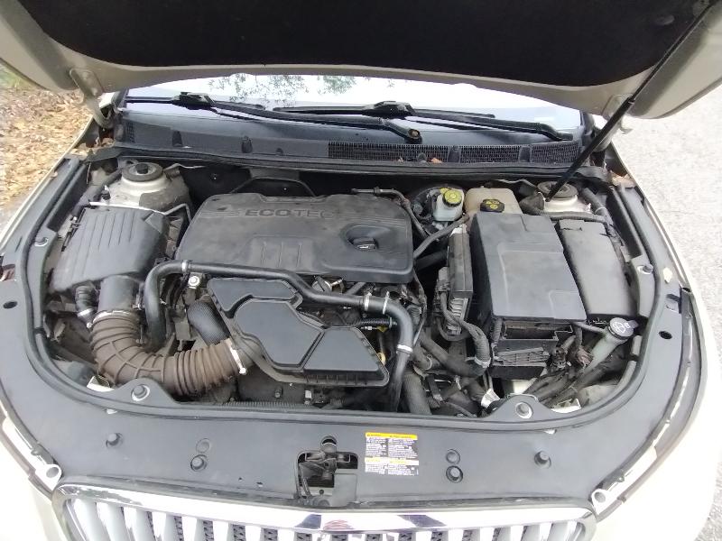 Buick LaCrosse CX 2011