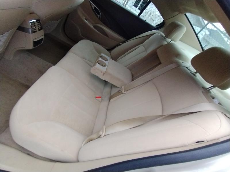 Buick LaCrosse CX 2011