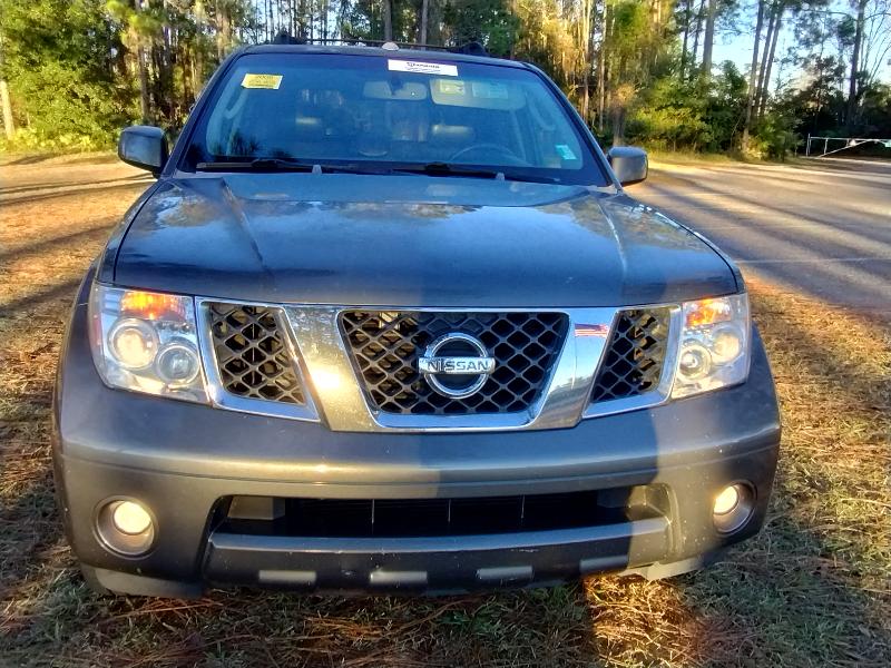 Nissan Pathfinder LE 2WD 2006