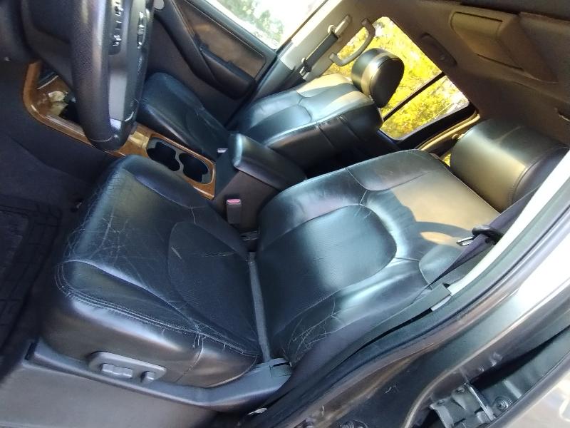 Nissan Pathfinder LE 2WD 2006