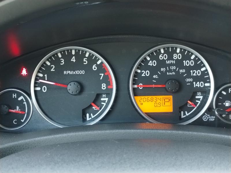 Nissan Pathfinder LE 2WD 2006