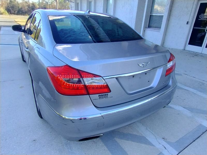 Hyundai Genesis 3.8L 2013