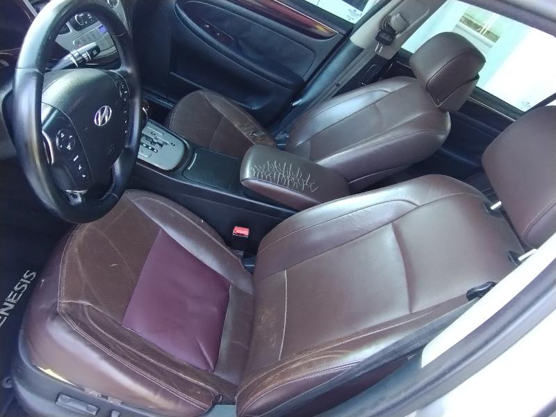 Hyundai Genesis 3.8L 2013