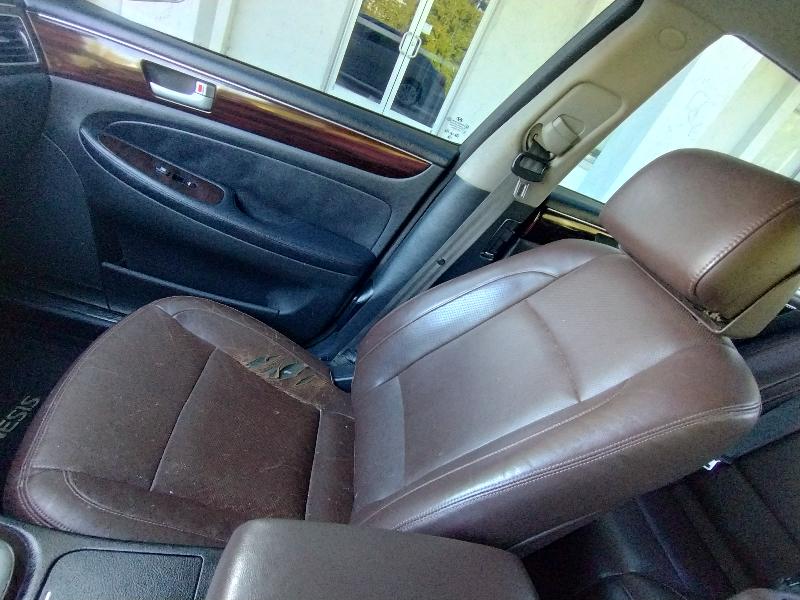 Hyundai Genesis 3.8L 2013