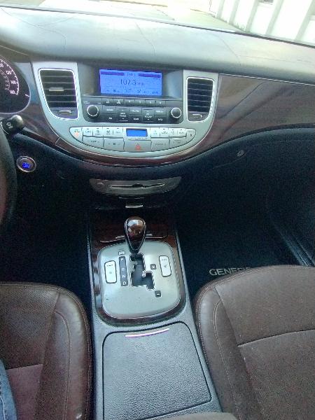 Hyundai Genesis 3.8L 2013