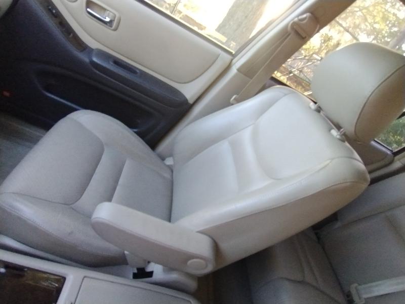 Toyota Highlander V6 2WD 2003