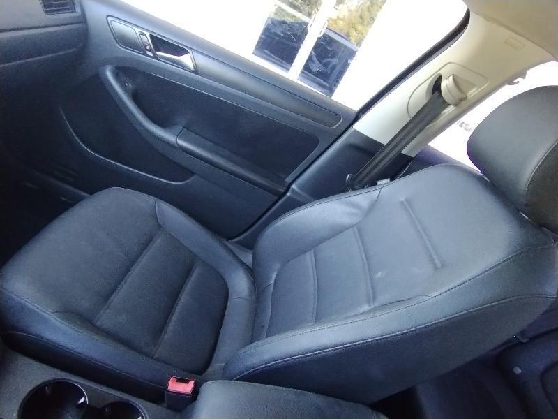 Volkswagen Jetta SE 2012