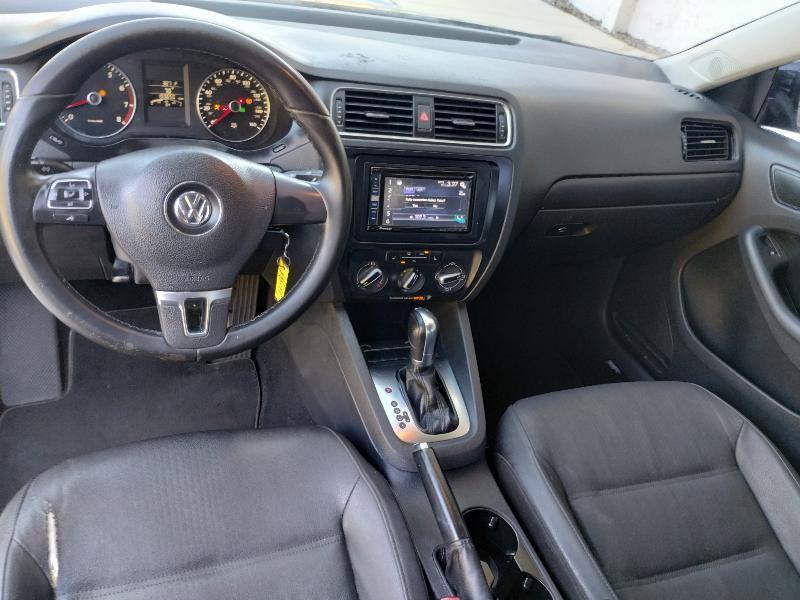 Volkswagen Jetta SE 2012