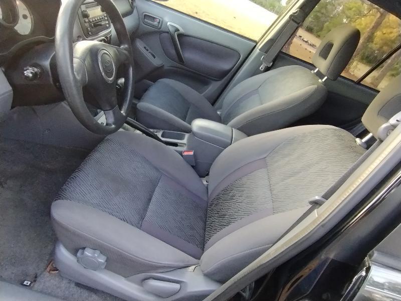 Toyota RAV4 2WD 2002