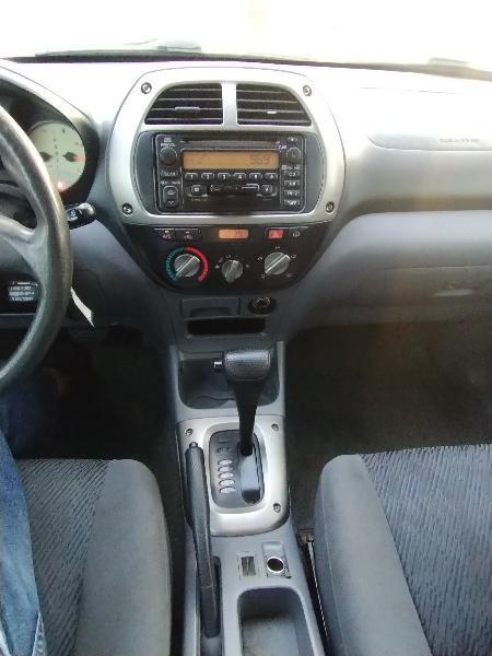 Toyota RAV4 2WD 2002