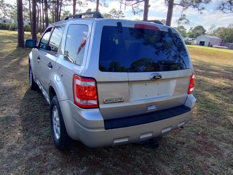 Ford Escape XLT FWD V6 2009