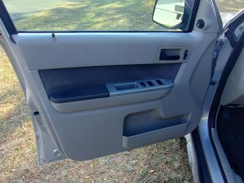 Ford Escape XLT FWD V6 2009