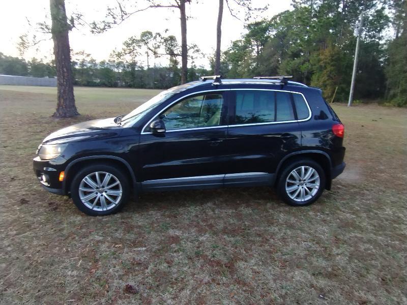 Volkswagen Tiguan S 2013