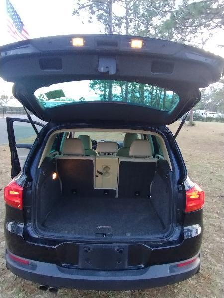 Volkswagen Tiguan S 2013