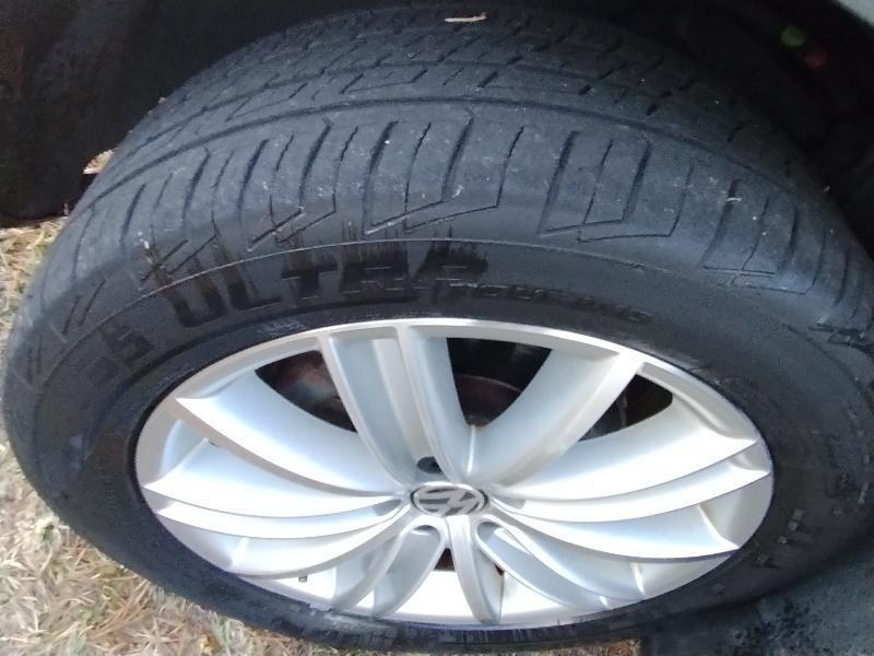 Volkswagen Tiguan S 2013