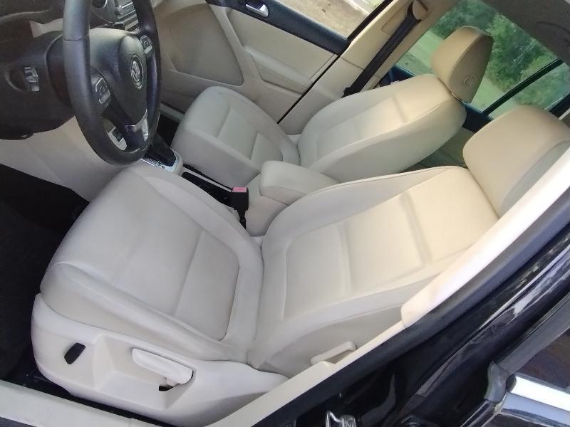 Volkswagen Tiguan S 2013