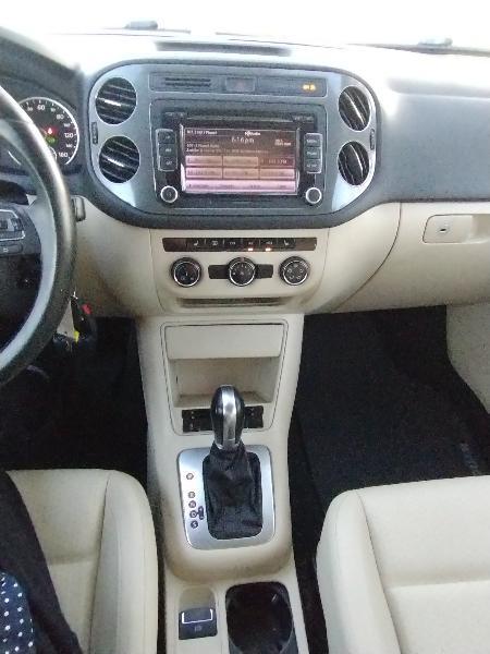 Volkswagen Tiguan S 2013