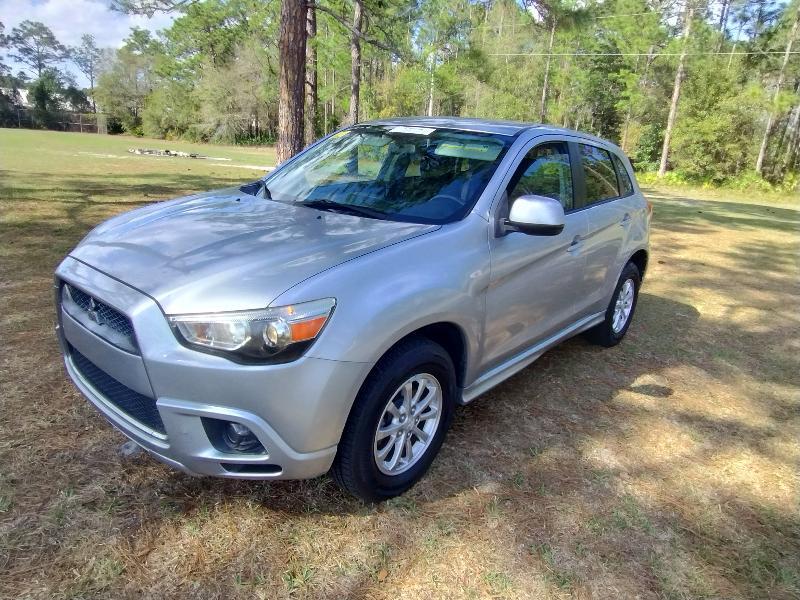 Mitsubishi Outlander Sport ES 2WD 2011