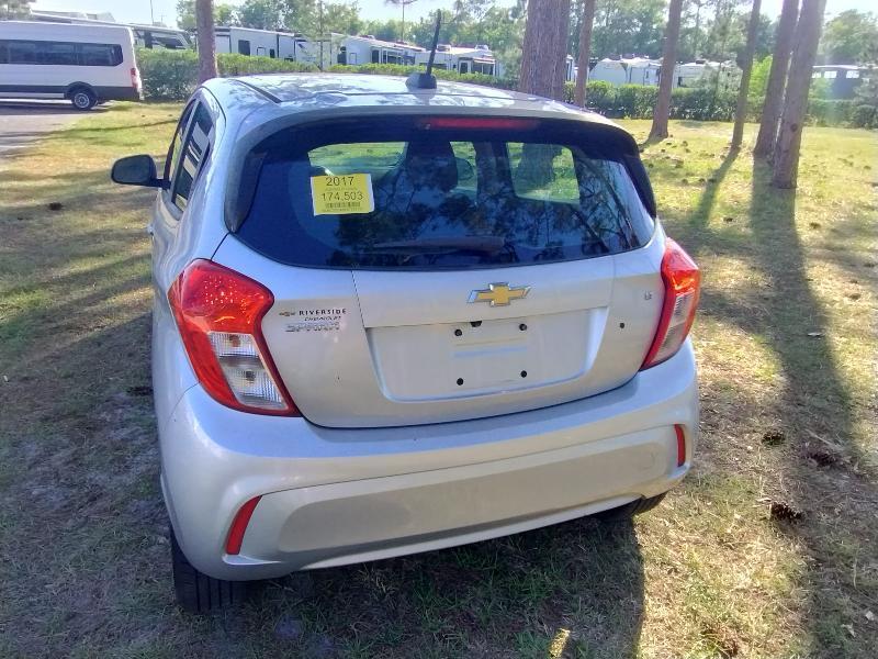 Chevrolet Spark 1LT CVT 2017