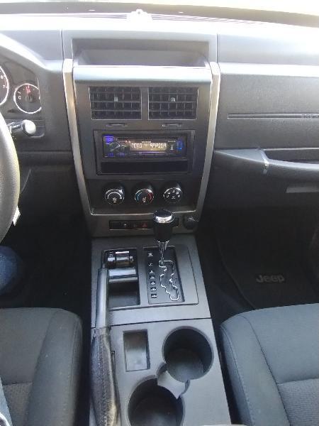 Jeep Liberty Sport 4WD 2012