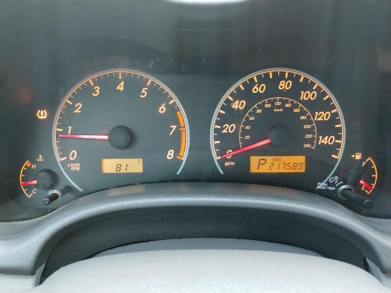 Toyota Corolla Base 5-Speed MT 2010