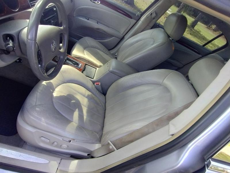 Buick Lucerne CXL V6 2006