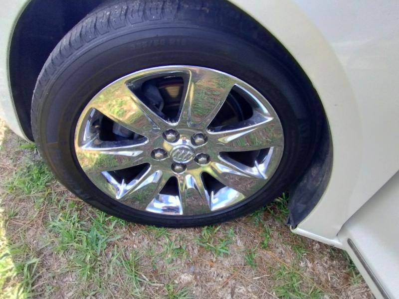 Buick LaCrosse Premium Package 1, w/Leather 2012