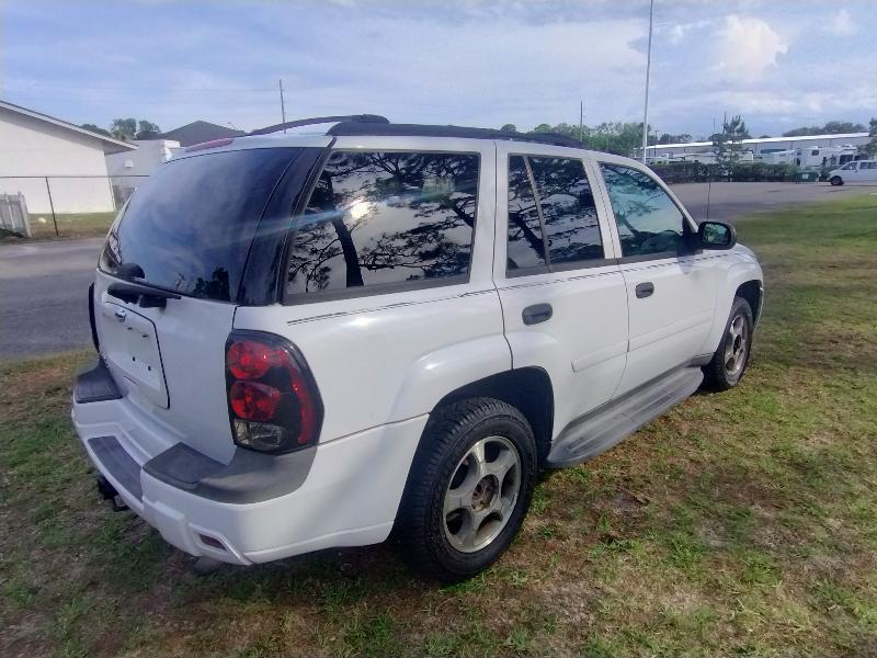 Chevrolet TrailBlazer LS1 2WD 2007