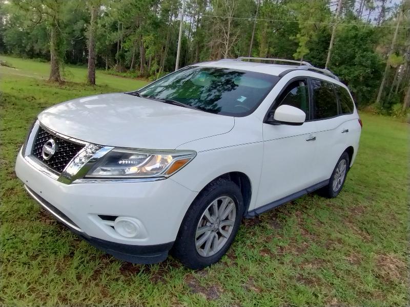2014 Nissan Pathfinder SL 2WD