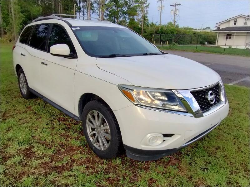 Nissan Pathfinder SL 2WD 2014