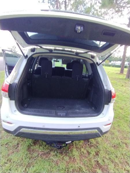Nissan Pathfinder SL 2WD 2014