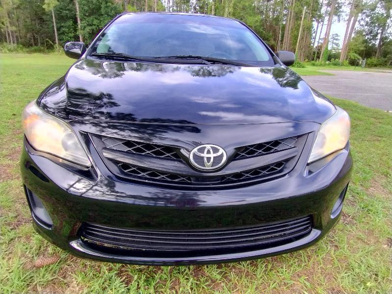 Toyota Corolla S 5-Speed MT 2012