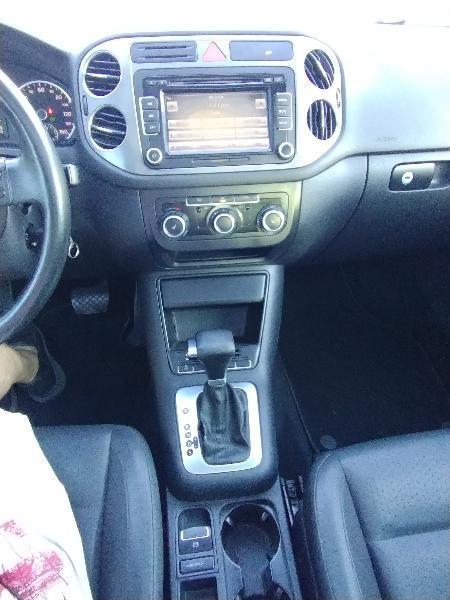 Volkswagen Tiguan S 2010