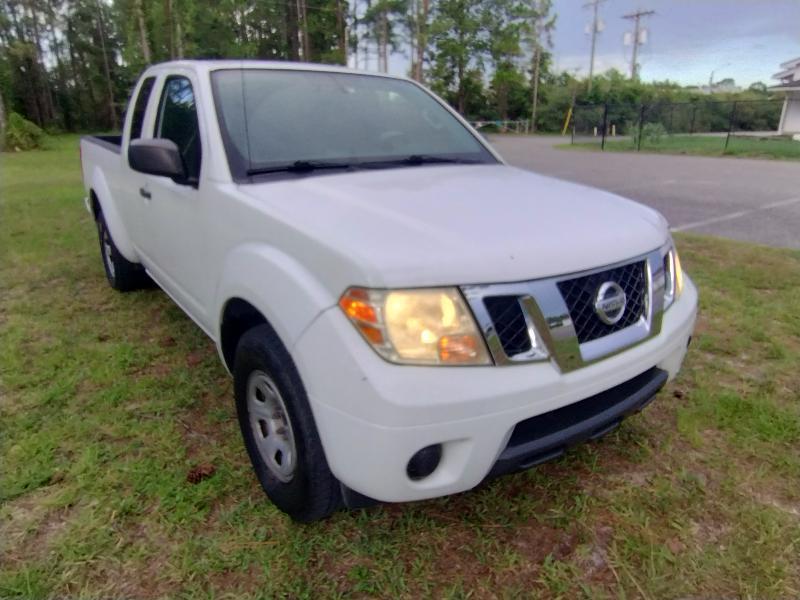 2014 Nissan Frontier 2WD Crew Cab SWB Auto SE