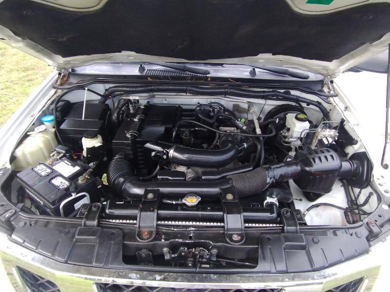 Nissan Frontier 2WD Crew Cab SWB Auto SE 2014