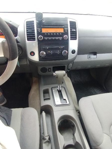 Nissan Frontier 2WD Crew Cab SWB Auto SE 2014