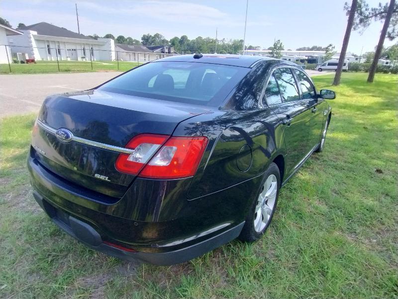 Ford Taurus SEL FWD 2010