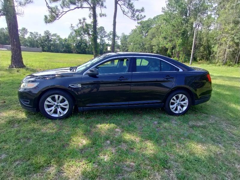 Ford Taurus SEL FWD 2010