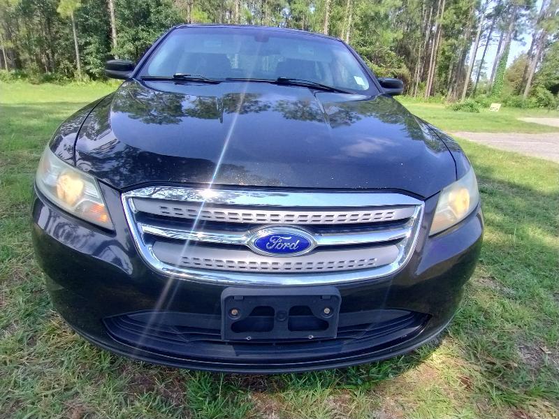 Ford Taurus SEL FWD 2010