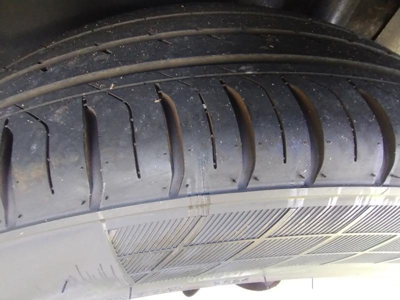 Ford Taurus SEL FWD 2010