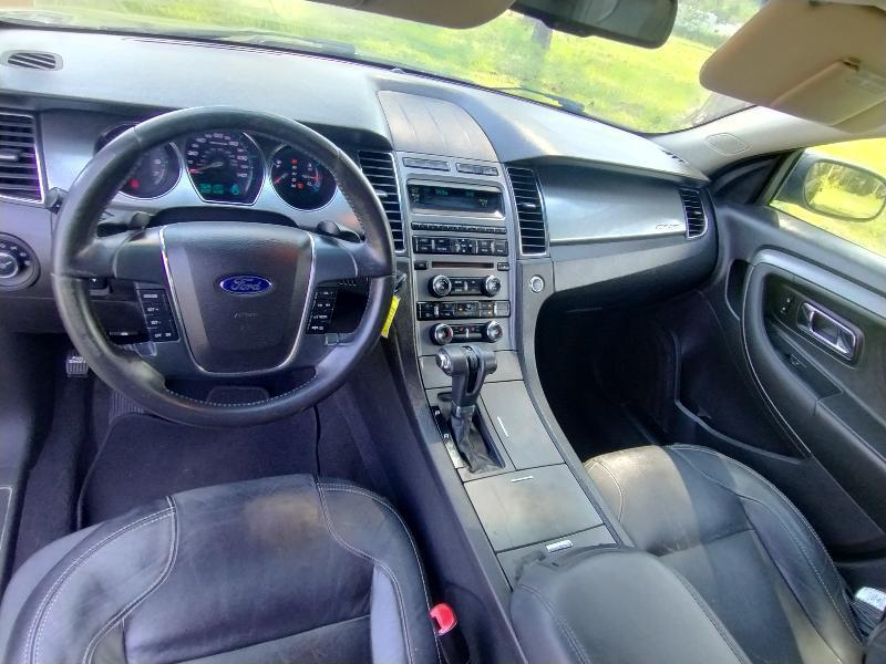 Ford Taurus SEL FWD 2010
